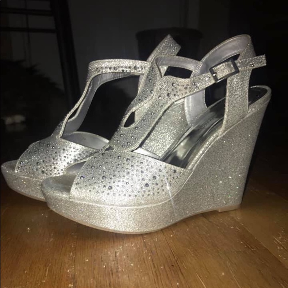 Silver glitter wedge